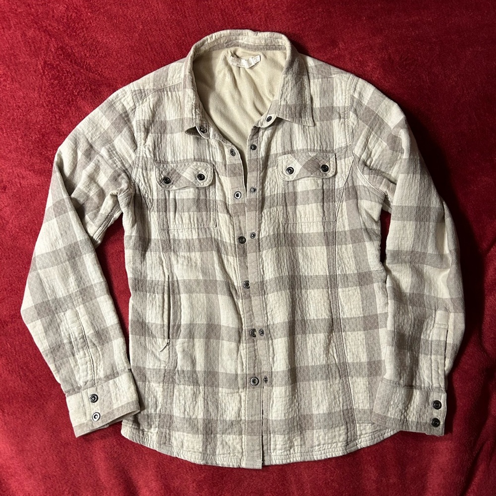 Prana Fem Lined Flannel Shirt. Snap Down. Size Medium
Grey/Beige.